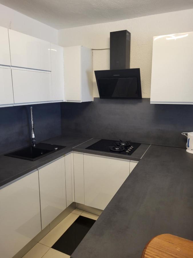 Apartment Sanja Senj  Bagian luar foto