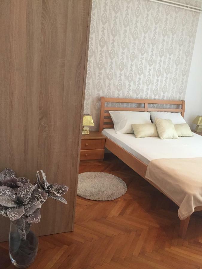 Apartment Sanja Senj  Bagian luar foto